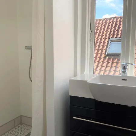 Three Bedroom In Assens, St, Kirkestrde 4 * アッセンズ