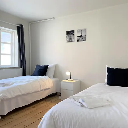 Three Bedroom In Assens, St, Kirkestrde 4 アパート